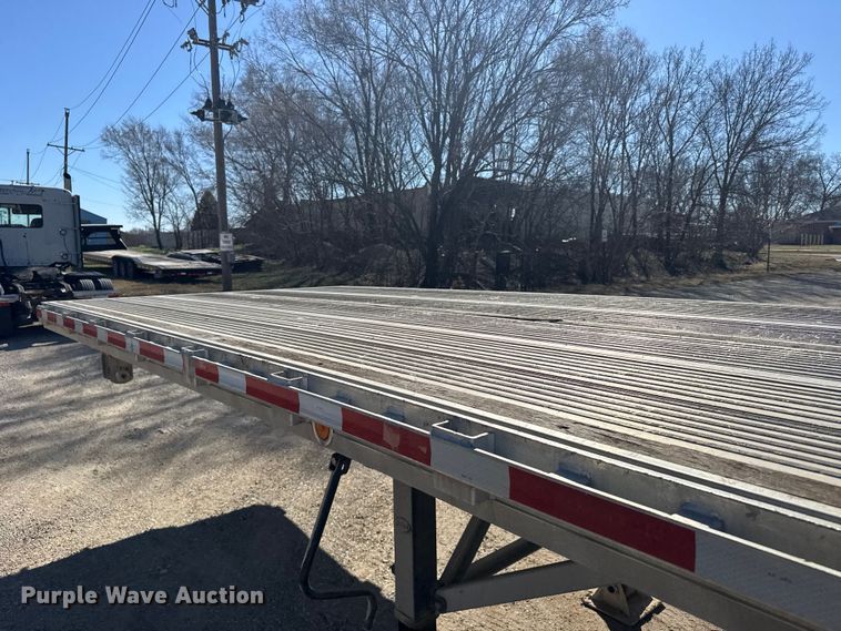 image for item FB0934 2008 Reitnouer Inc Maximizer flatbed trailer