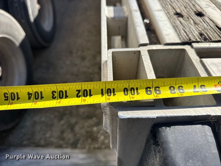 image for item FB0934 2008 Reitnouer Inc Maximizer flatbed trailer