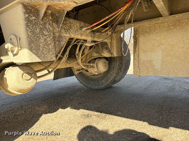 image for item FB0934 2008 Reitnouer Inc Maximizer flatbed trailer