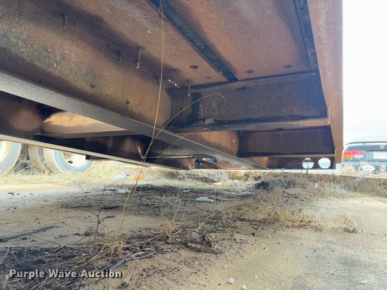 image for item FB3175 1986 Wisconsin 2535-22 drop deck equipment trailer