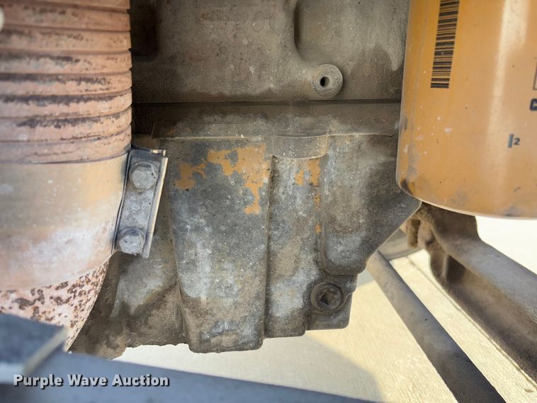 image for item FB3185 2000 Peterbilt 378 semi truck