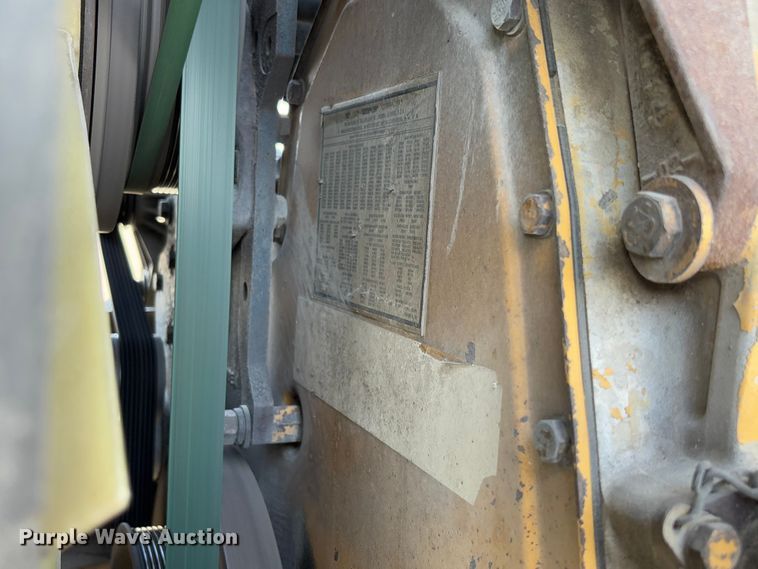 image for item FB3185 2000 Peterbilt 378 semi truck