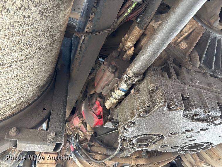 image for item FB3190 2018 International HX620 semi truck