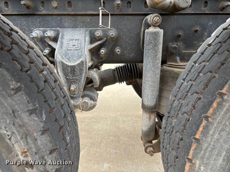 image for item FB3190 2018 International HX620 semi truck