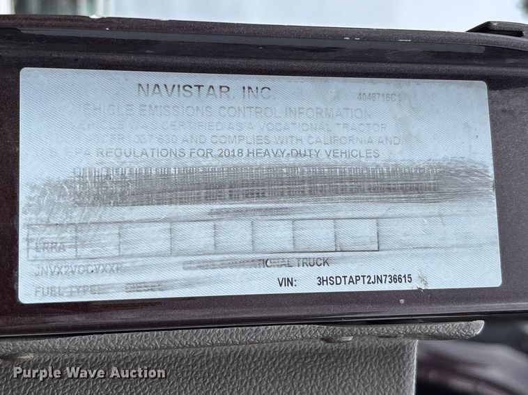 image for item FB3190 2018 International HX620 semi truck