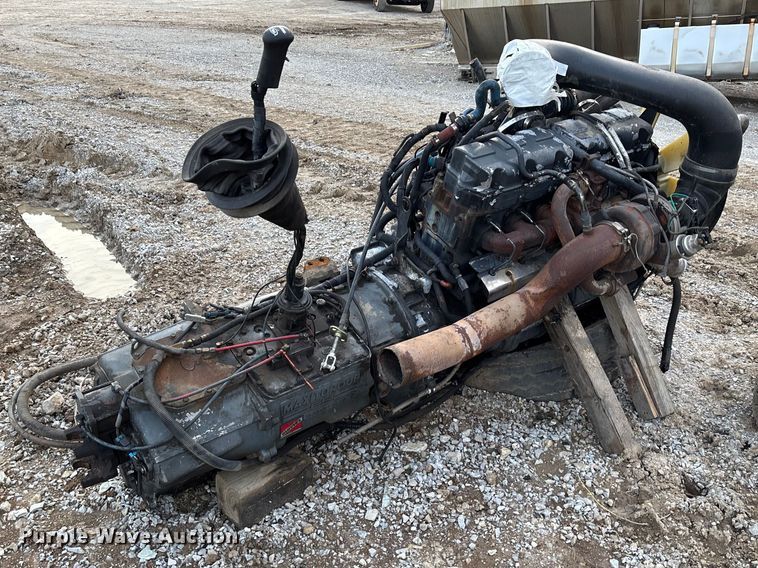 image for item FB3226 Mack AC-460P Engine