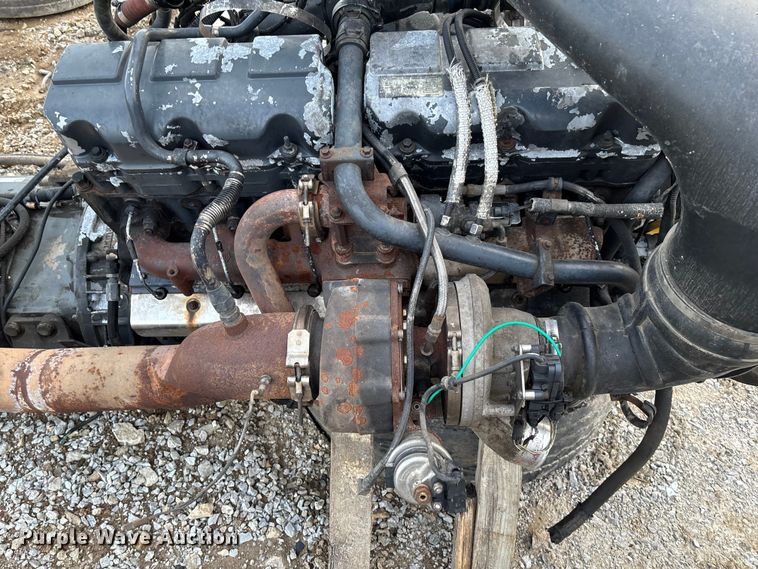 image for item FB3226 Mack AC-460P Engine