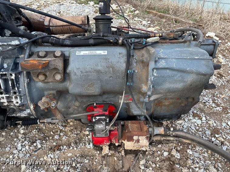 image for item FB3226 Mack AC-460P Engine