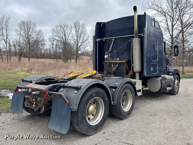 image for item FB3574 1997 Kenworth T600 semi truck