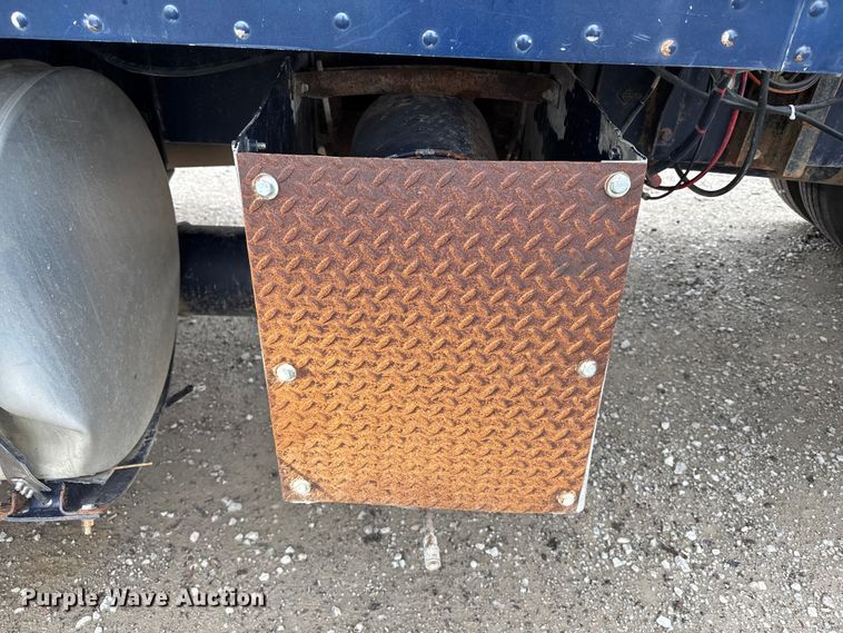 image for item FB3574 1997 Kenworth T600 semi truck