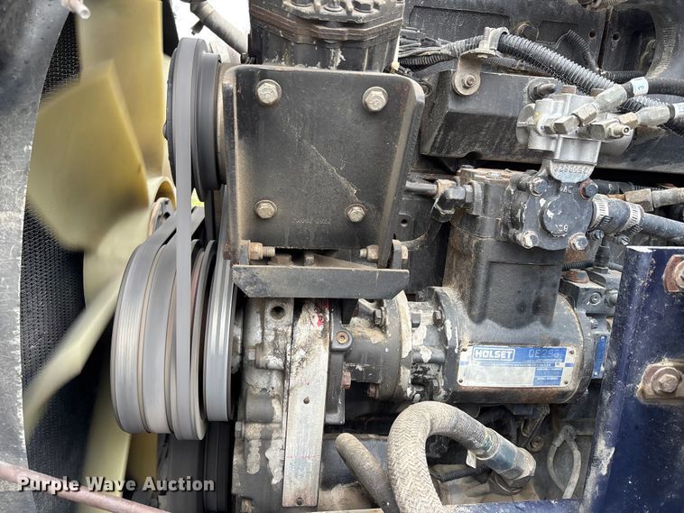 image for item FB3574 1997 Kenworth T600 semi truck