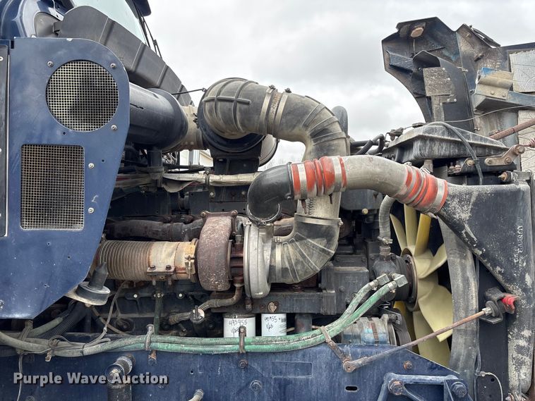 image for item FB3574 1997 Kenworth T600 semi truck