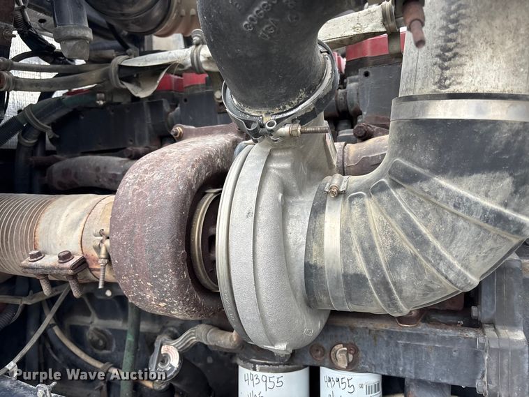 image for item FB3574 1997 Kenworth T600 semi truck