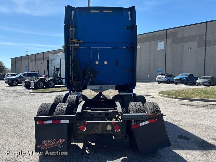 image for item FB3586 2015 International Prostar+ 122 semi truck