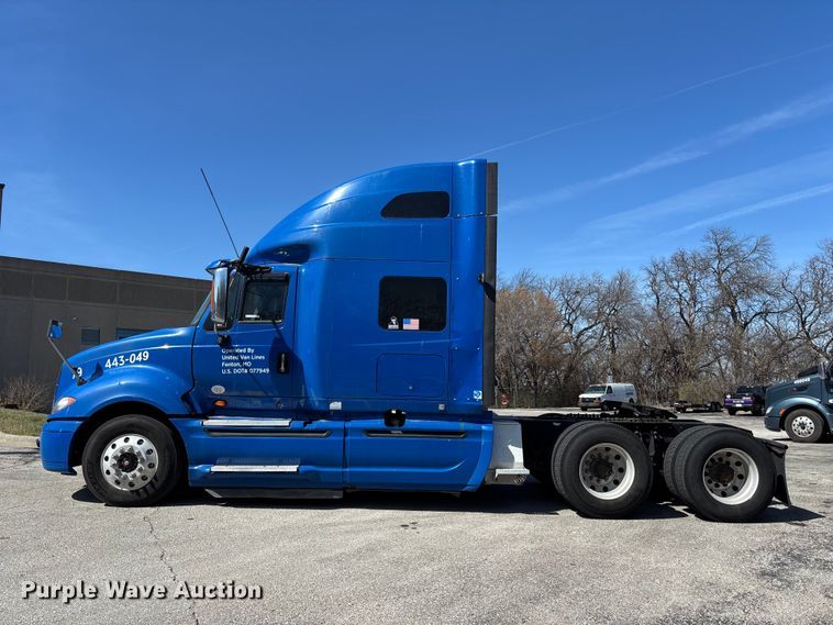 image for item FB3586 2015 International Prostar+ 122 semi truck