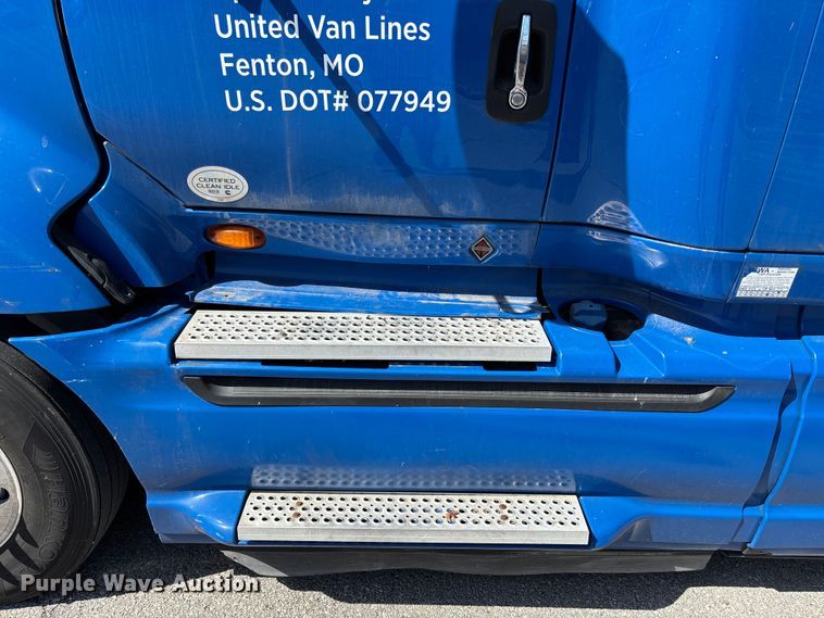 image for item FB3586 2015 International Prostar+ 122 semi truck