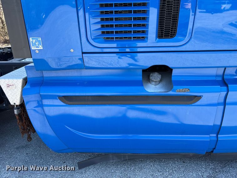 image for item FB3586 2015 International Prostar+ 122 semi truck