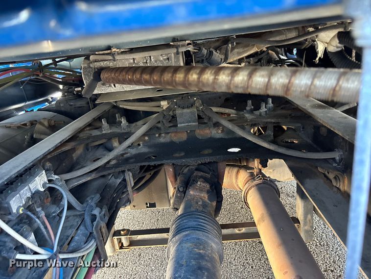 image for item FB3586 2015 International Prostar+ 122 semi truck