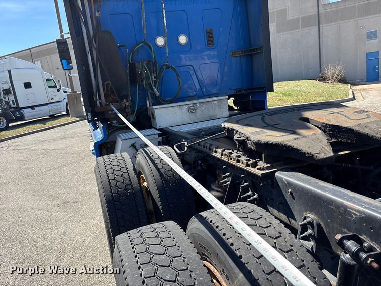 image for item FB3586 2015 International Prostar+ 122 semi truck