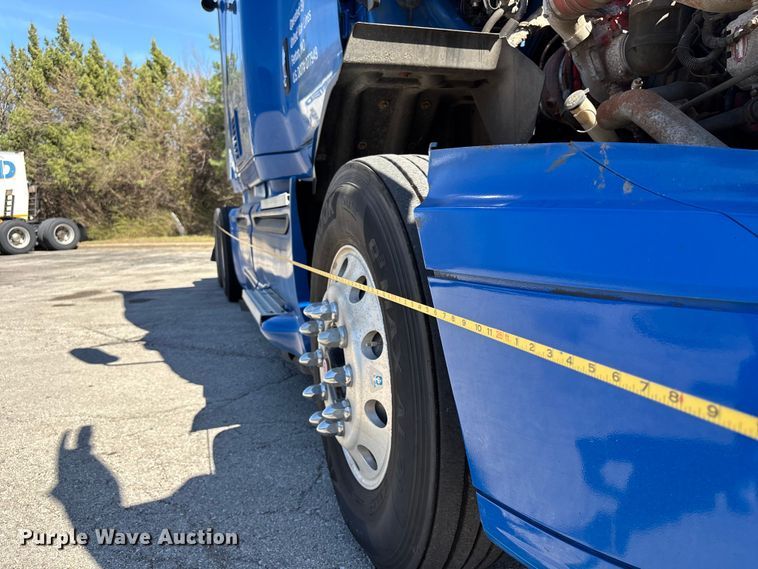 image for item FB3586 2015 International Prostar+ 122 semi truck