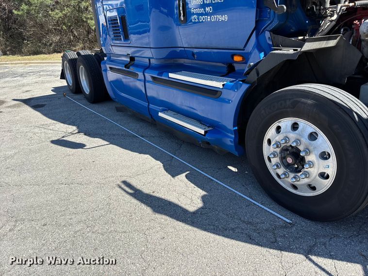 image for item FB3586 2015 International Prostar+ 122 semi truck