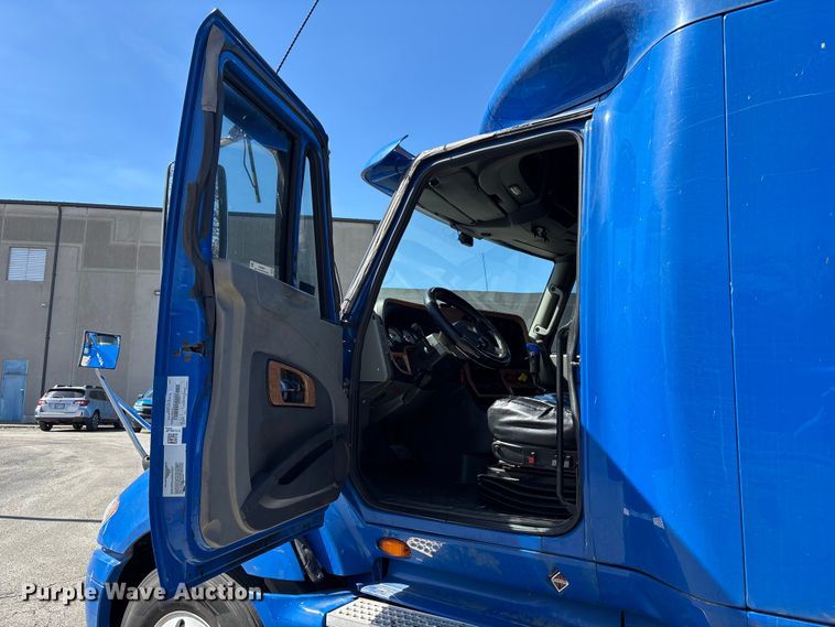 image for item FB3586 2015 International Prostar+ 122 semi truck