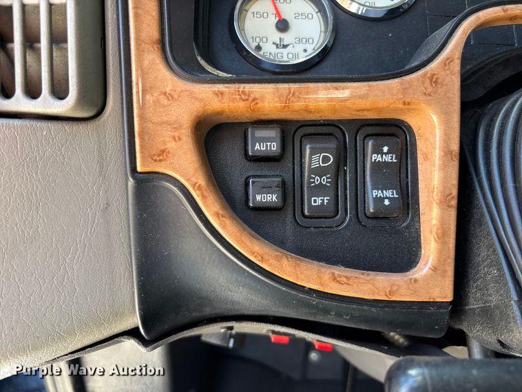 image for item FB3586 2015 International Prostar+ 122 semi truck