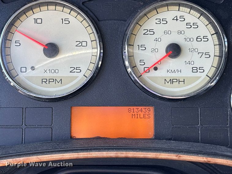 image for item FB3586 2015 International Prostar+ 122 semi truck