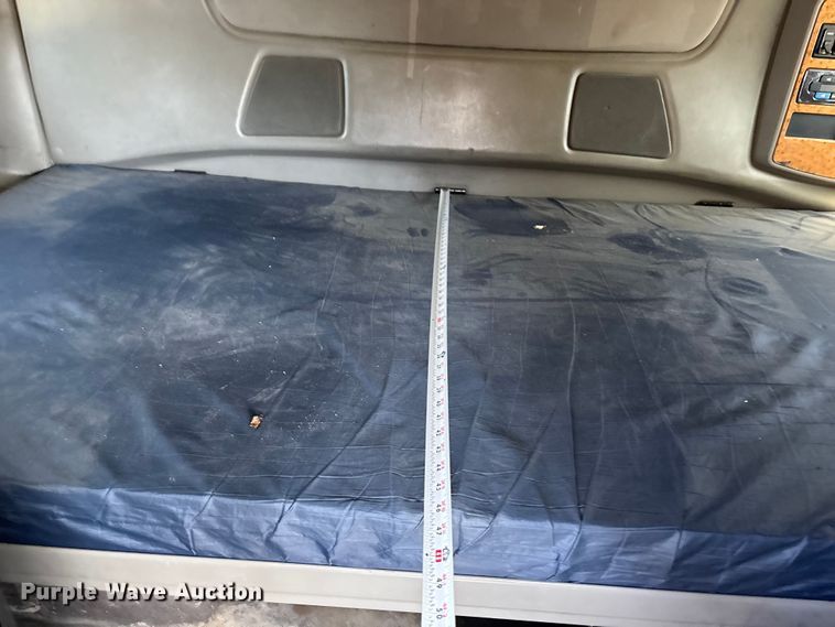 image for item FB3586 2015 International Prostar+ 122 semi truck