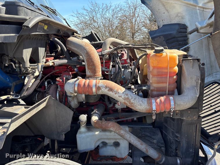 image for item FB3586 2015 International Prostar+ 122 semi truck