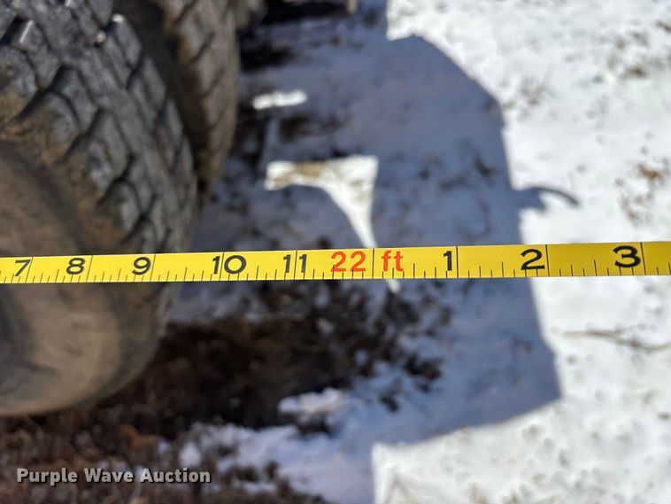 image for item FB3590 2006 International 9200i semi truck