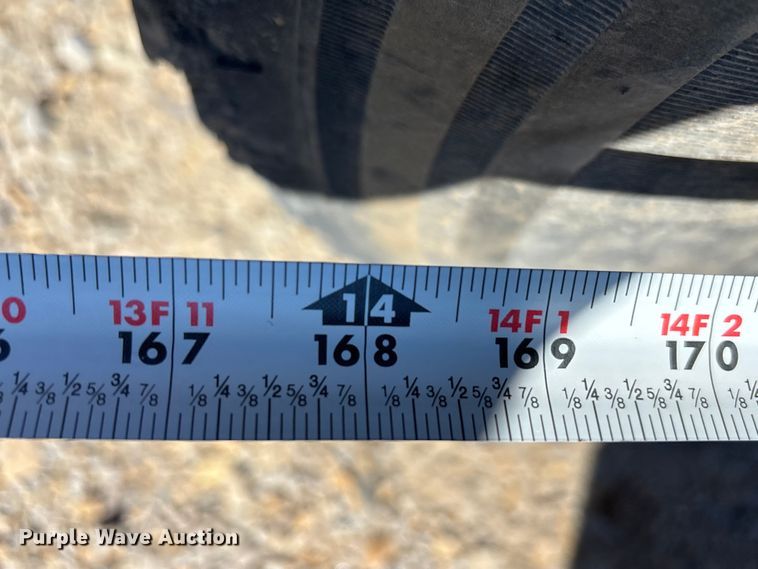 image for item FB3590 2006 International 9200i semi truck