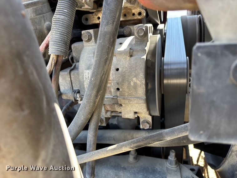 image for item FB3590 2006 International 9200i semi truck