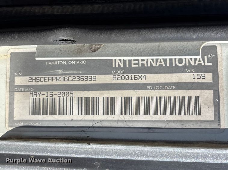 image for item FB3590 2006 International 9200i semi truck