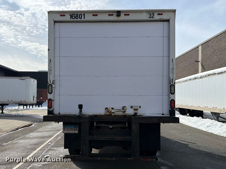 image for item FB7970 2016 International 4300 box truck