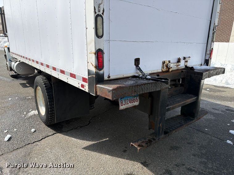 image for item FB7970 2016 International 4300 box truck