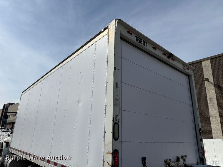 image for item FB7970 2016 International 4300 box truck