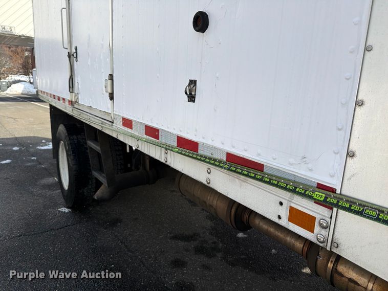 image for item FB7970 2016 International 4300 box truck