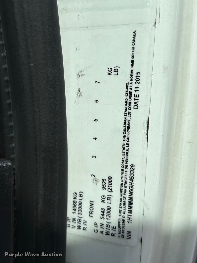 image for item FB7970 2016 International 4300 box truck