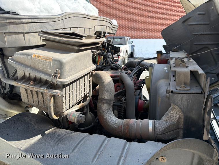 image for item FB7970 2016 International 4300 box truck
