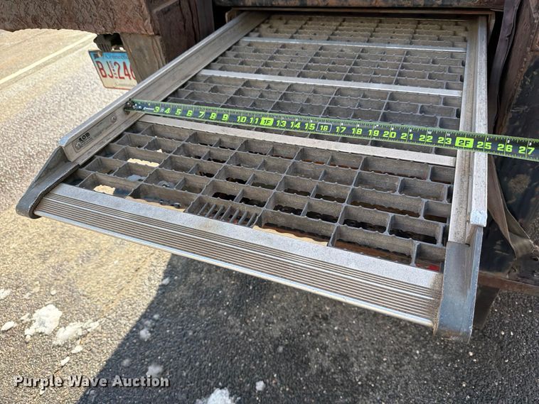 image for item FB7971 2016 International MA025 box truck