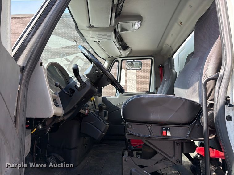 image for item FB7971 2016 International MA025 box truck