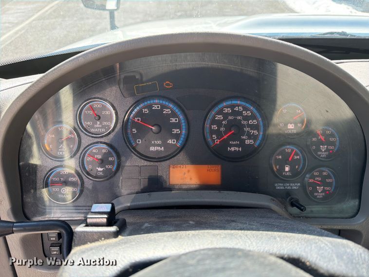 image for item FB7971 2016 International MA025 box truck