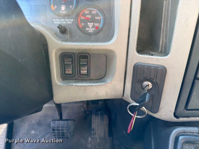 image for item FB7971 2016 International MA025 box truck