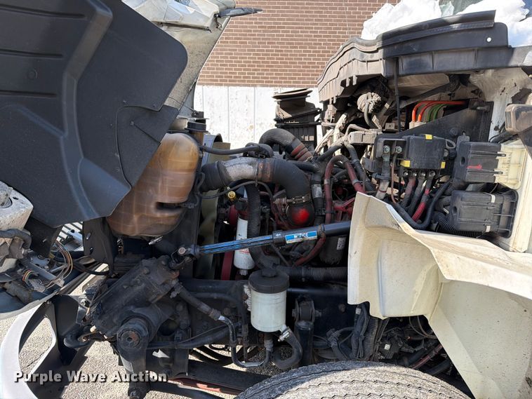 image for item FB7971 2016 International MA025 box truck