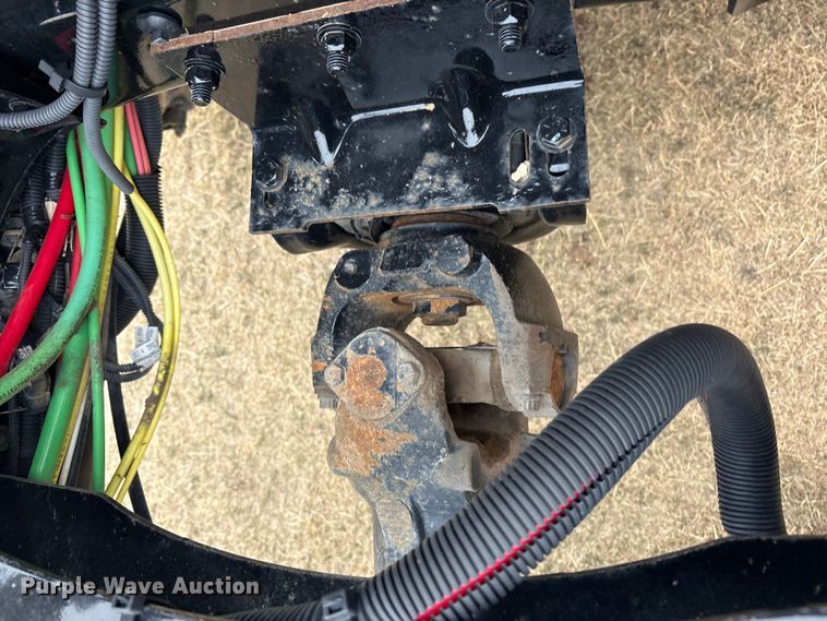 image for item FC2083 2017 Freightliner 122SD semi truck