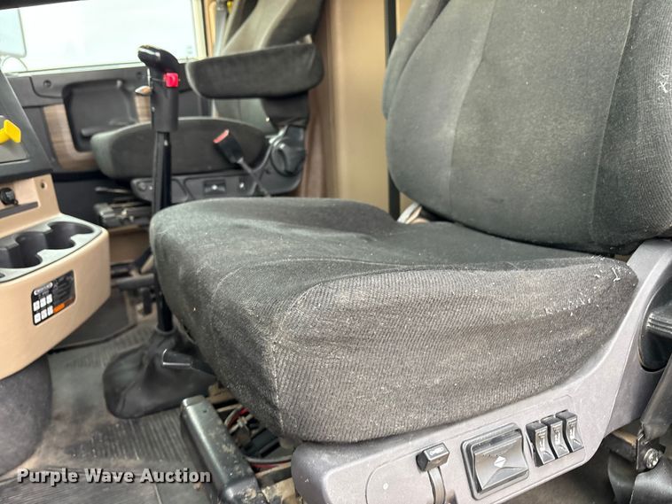 image for item FC2083 2017 Freightliner 122SD semi truck