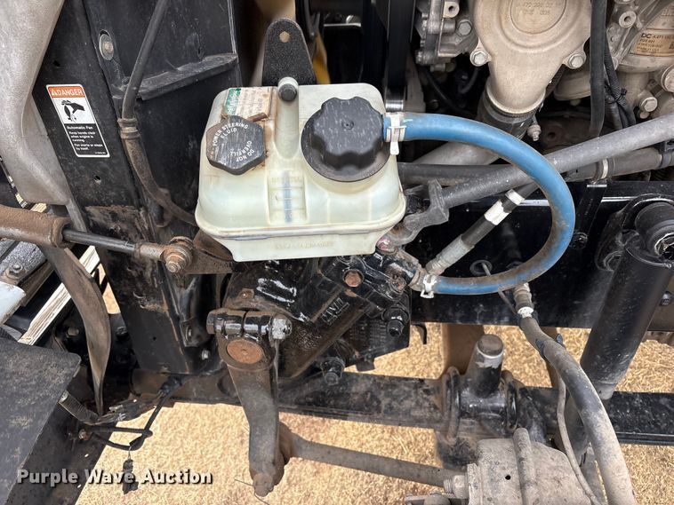 image for item FC2083 2017 Freightliner 122SD semi truck