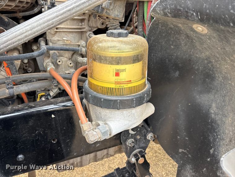 image for item FC2083 2017 Freightliner 122SD semi truck