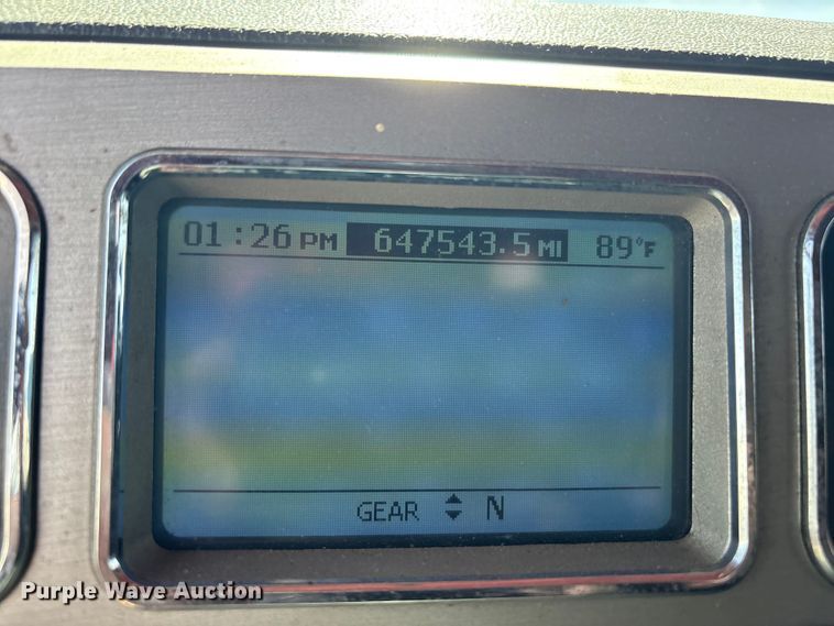 image for item FC2106 2011 Mack CHU613 semi truck